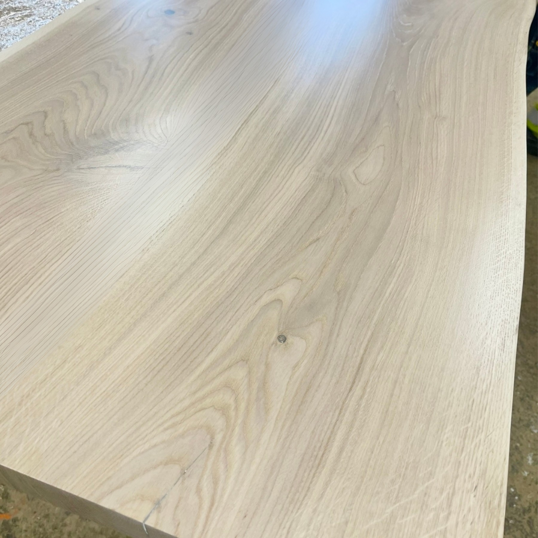 "Artic" Alive Oak Desk