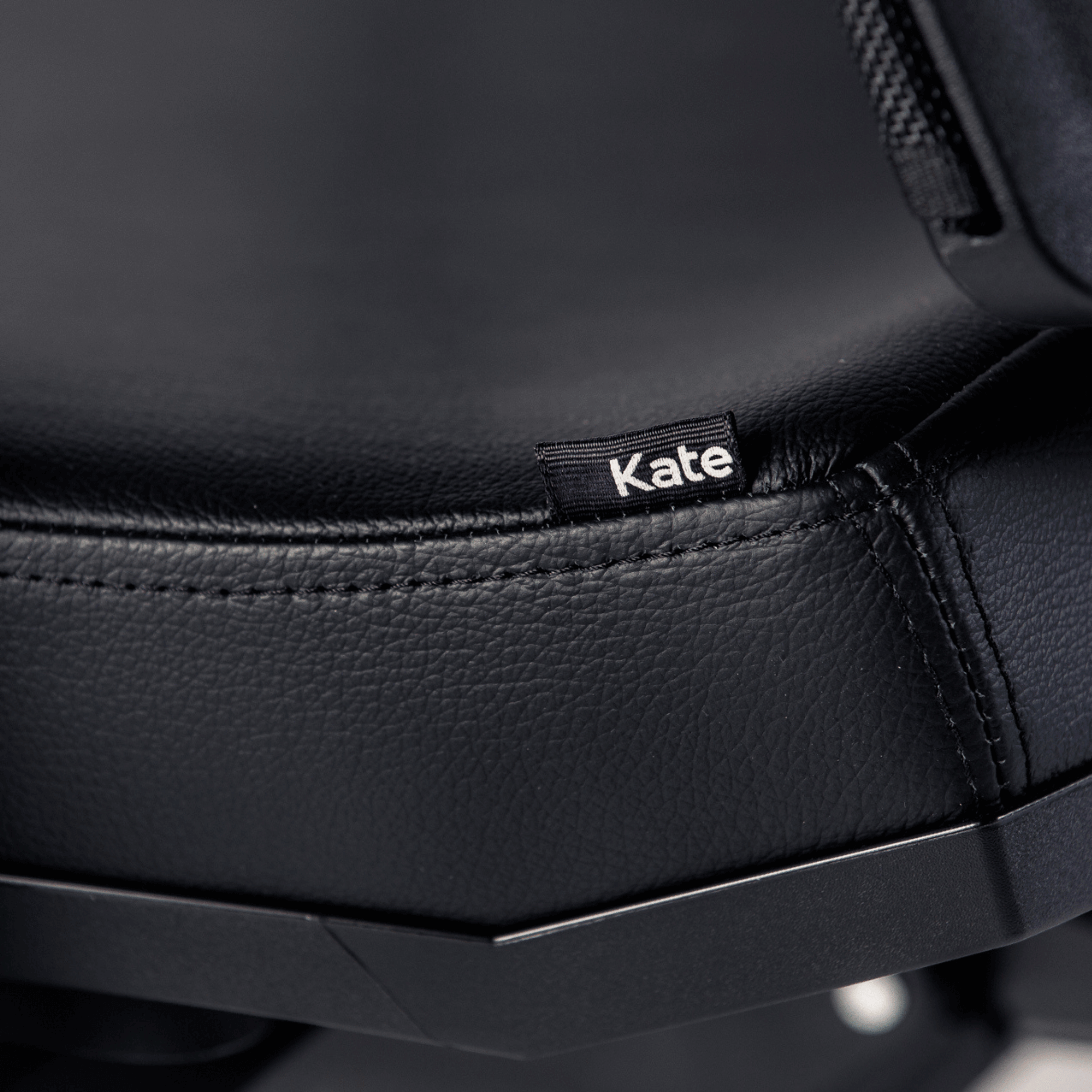 Luxury Office Chair | Leather Office Chair | OAKO Denmark