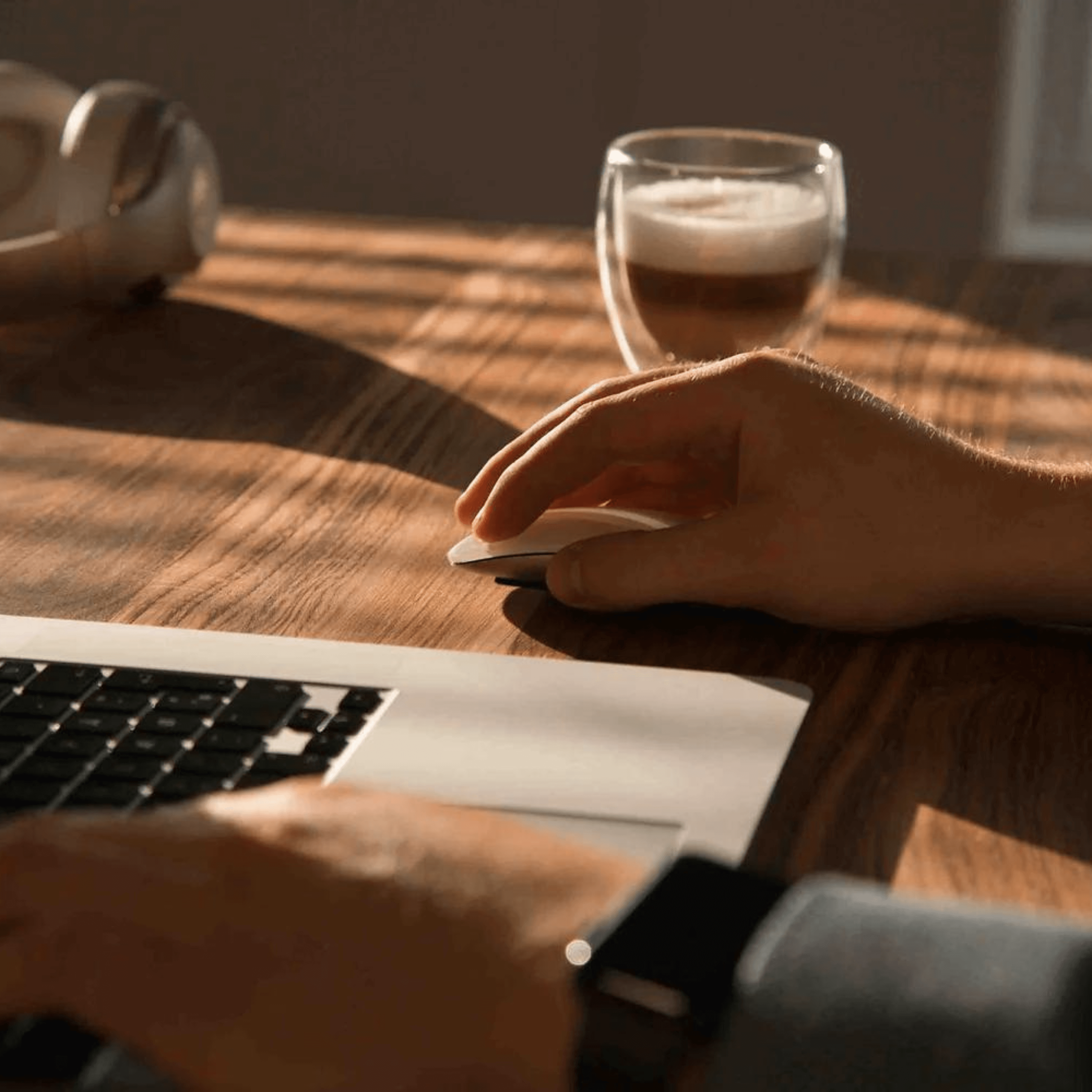 Wooden Standing Desk | Premium Standing Desk | OAKO Denmark