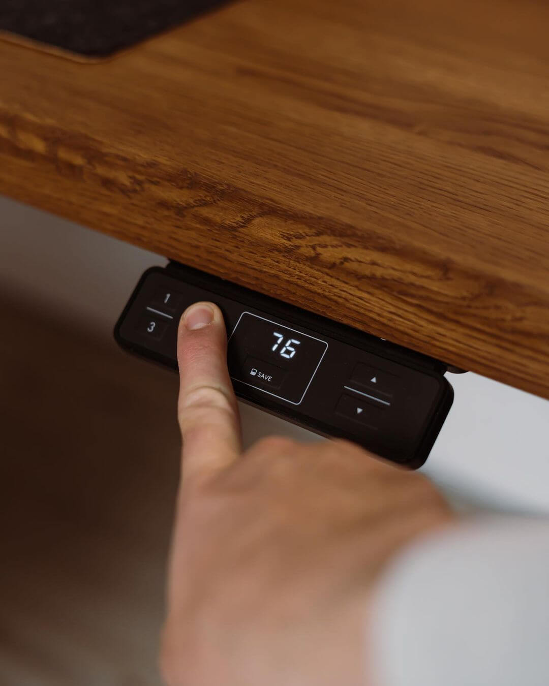 Control Smart Devices | Remote | OAKO Denmark