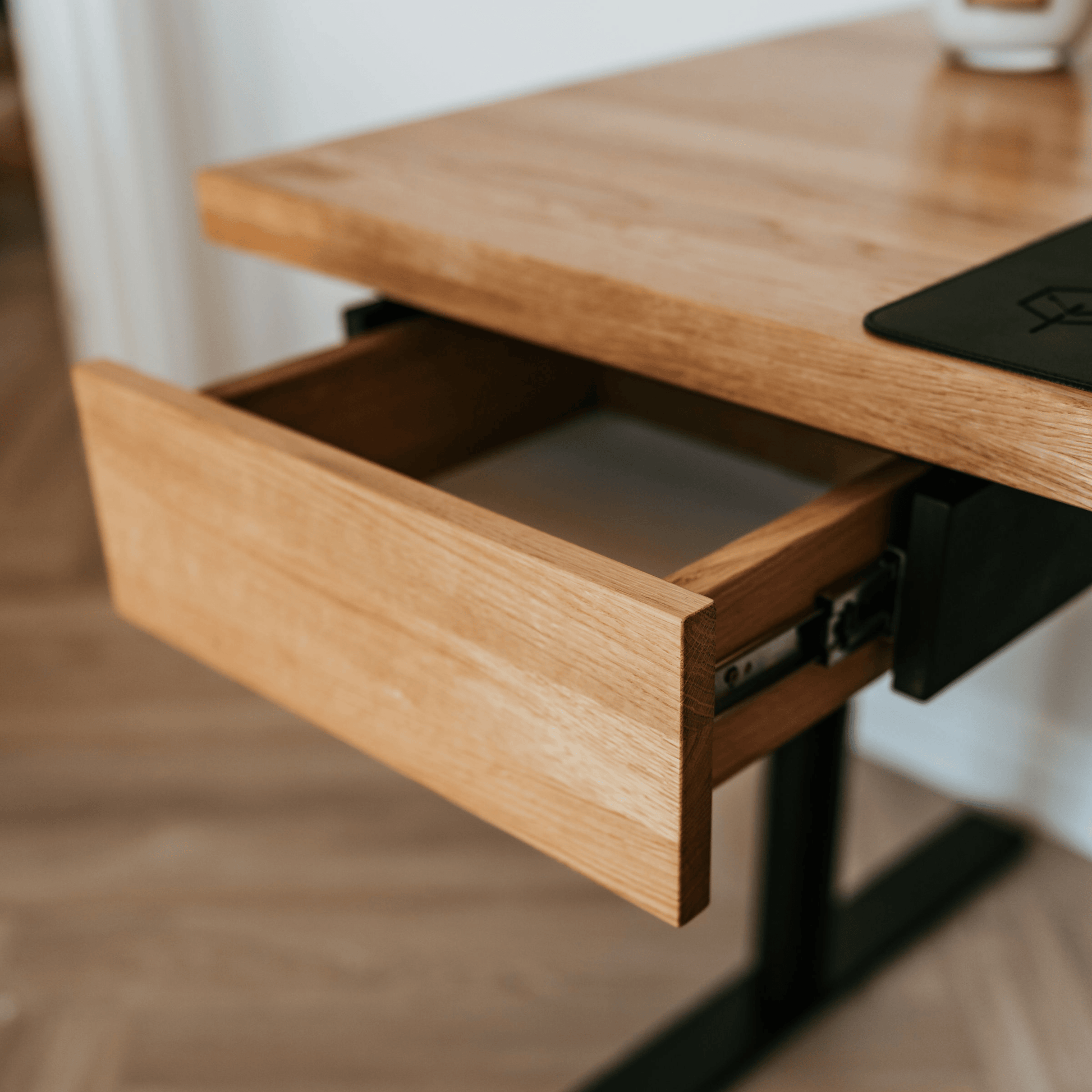 Premium Stand Desk | Premium Wooden Stand Desk | OAKO Denmark