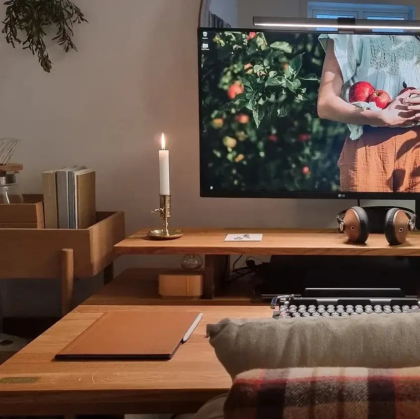 "Golden Crust” Solid OAK Desk