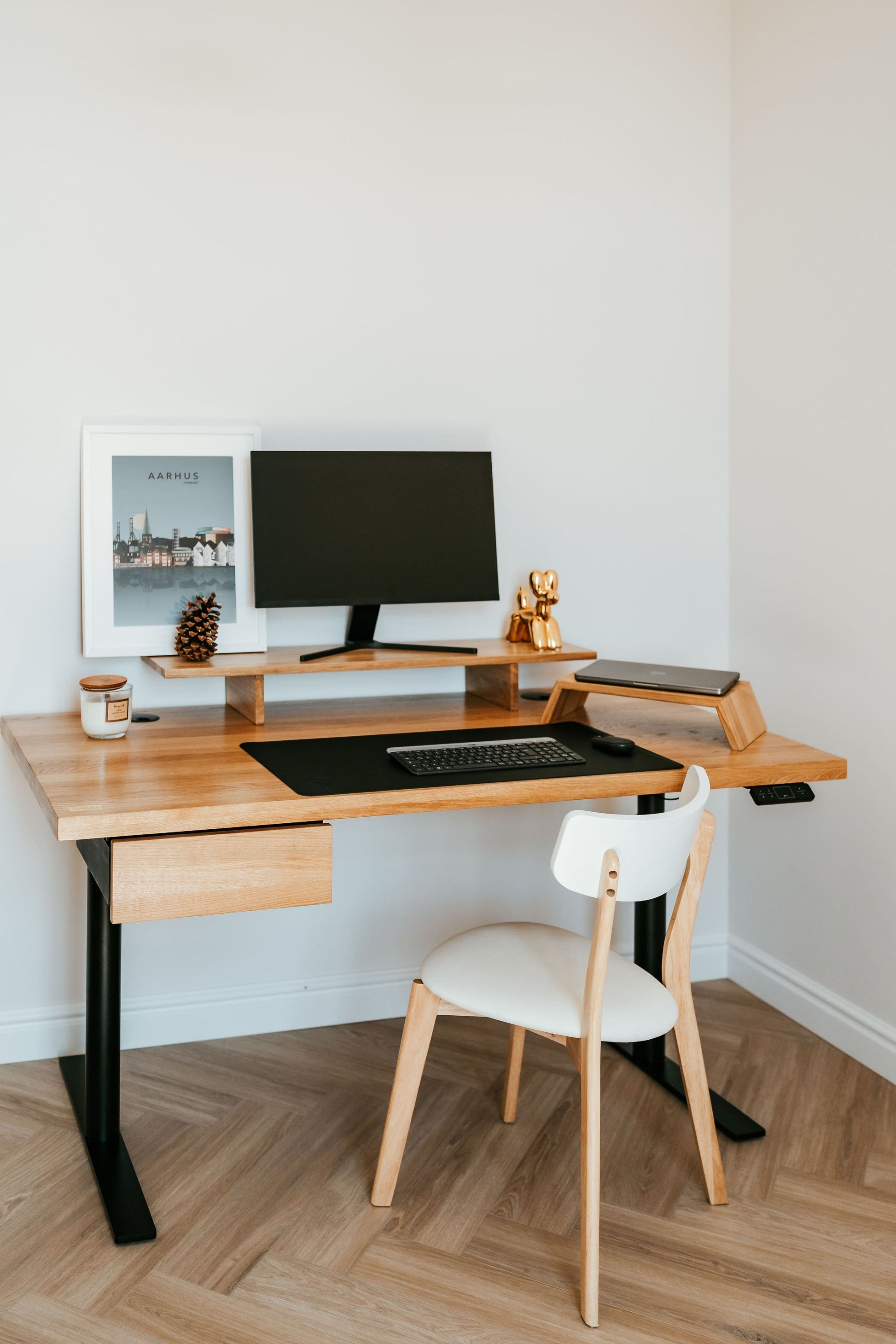 Premium Stand Desk | Premium Wooden Stand Desk | OAKO Denmark