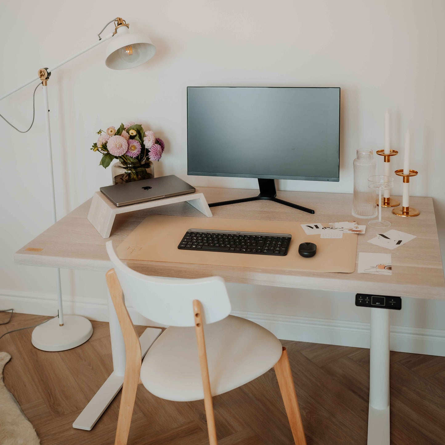 White Desk Mat | Premium Desk Mat | OAKO Denmark