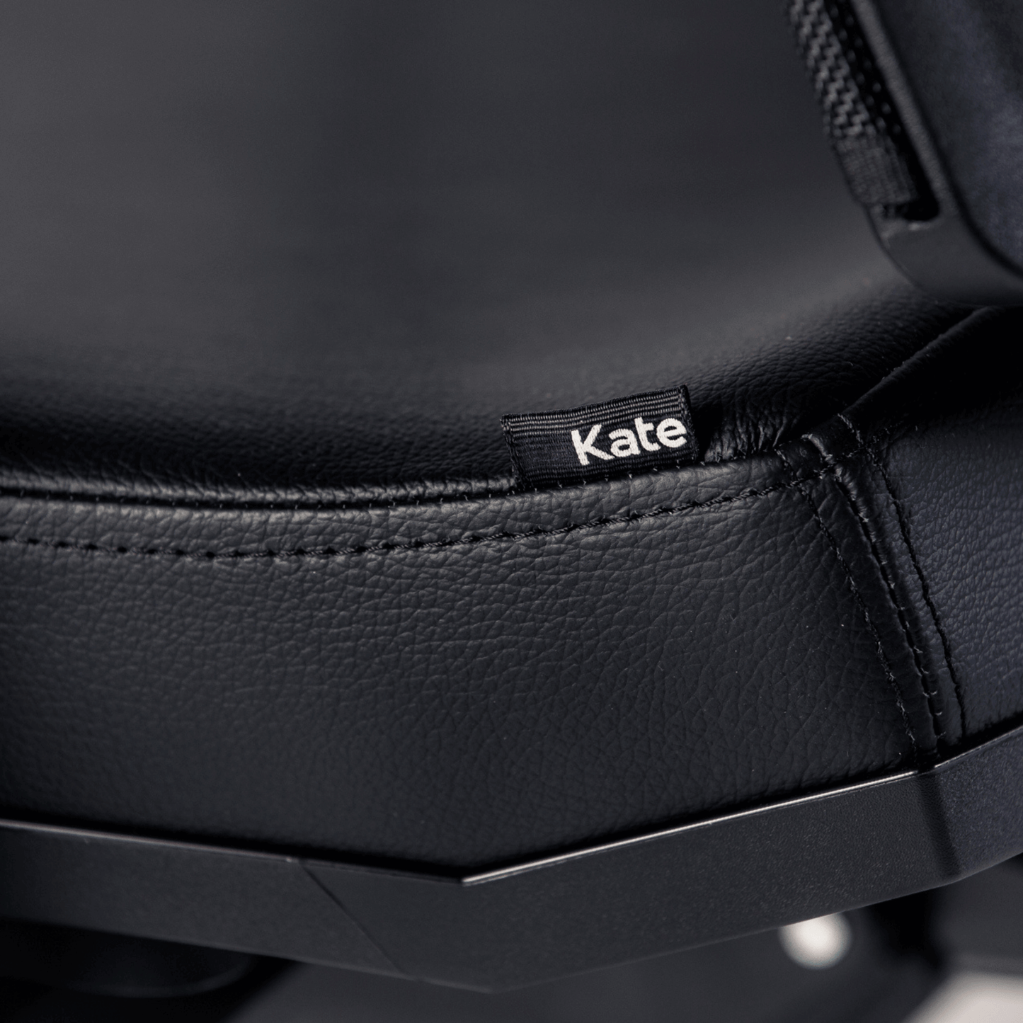 Ergonomic Office Chair | Leather Office Chair | OAKO Denmark